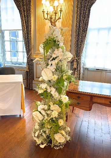 Modern white wedding at Knowsley Hall, Merseyside wedding venue